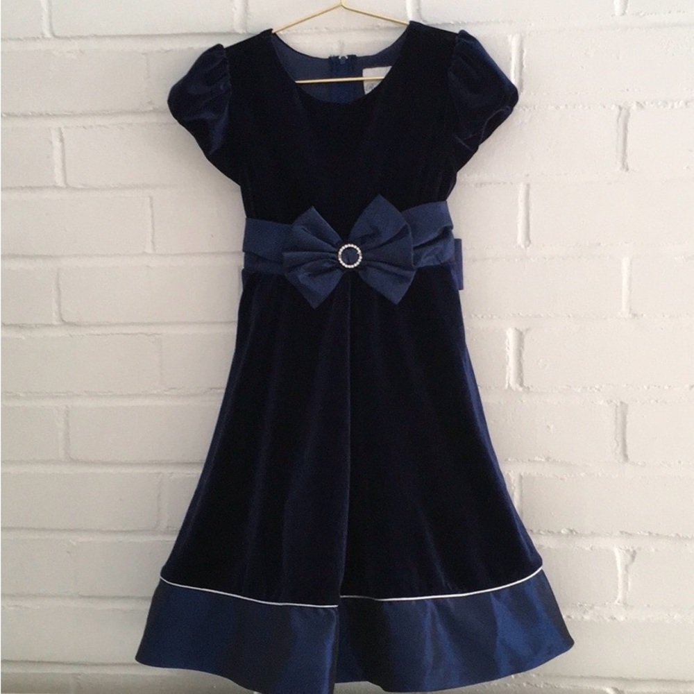 Girls Size 6 Elegant Dressy Blue Short Sleeve Fancy Special Occasion Dress